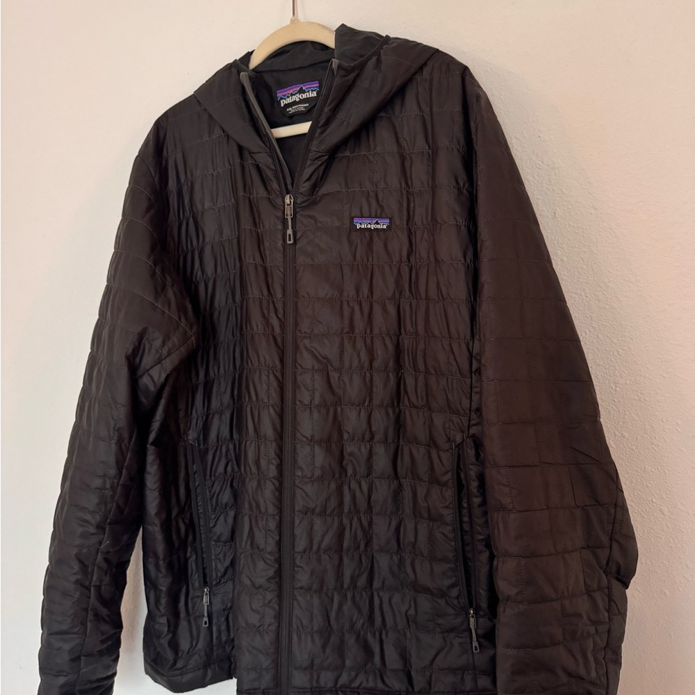 Patagonia Men's Black Puffer Jacket